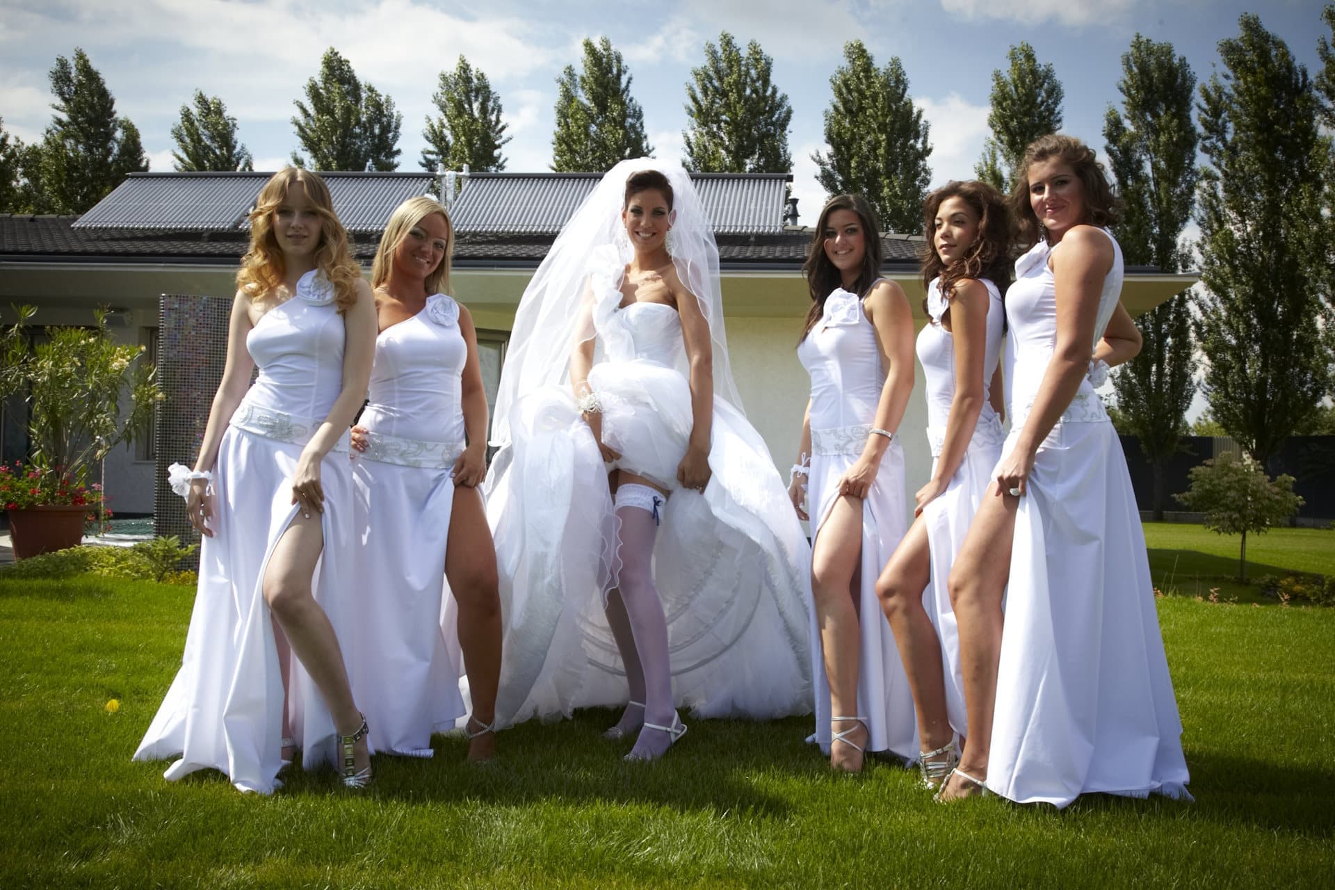 Női ruha fazon és szabás részlet